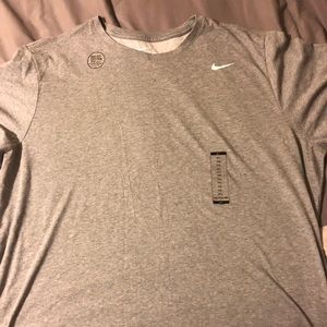 Men’s Nike dri fit T-shirt